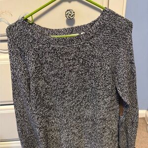 Women's Black and White Sweater